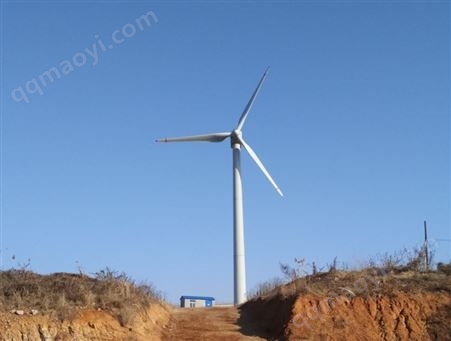 300kw中型并网三相永磁直驱双馈水平轴风力发电机
